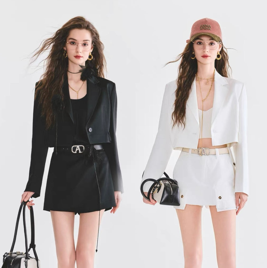 White and Black set