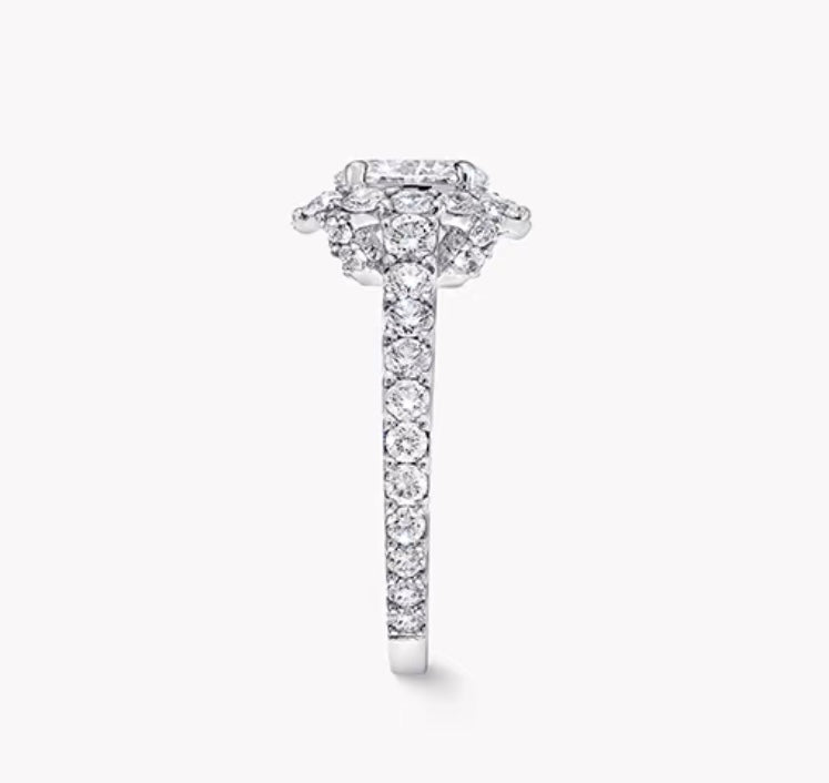 Queen Ring